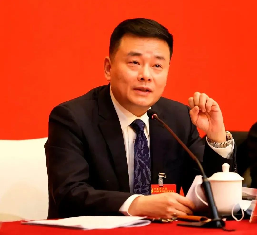 全国最年轻市长(中国最漂亮的女县长)