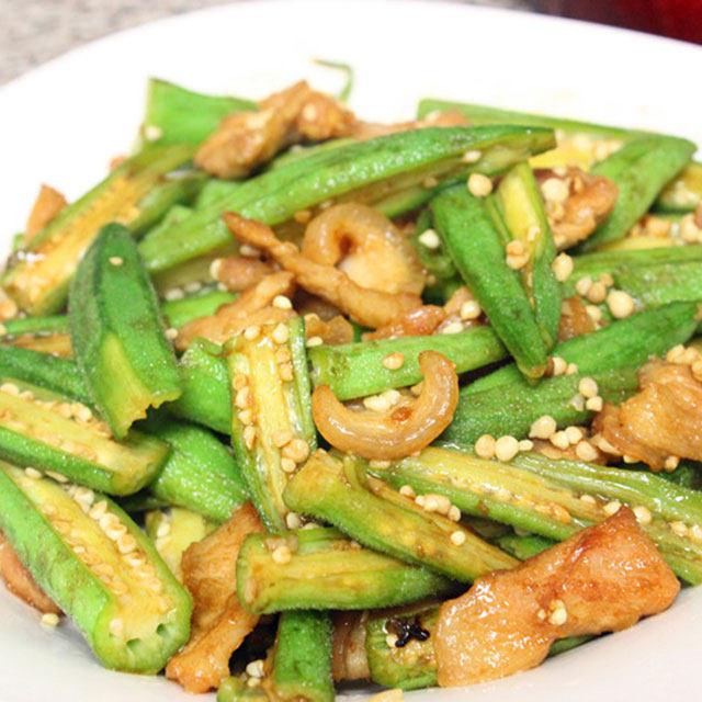 秋葵炒肉的做法(秋葵炒肉的做法大全视频)