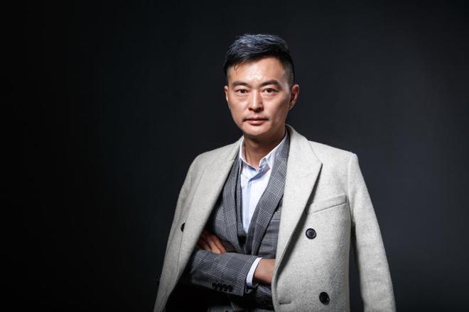 邱炜(邱炜林)